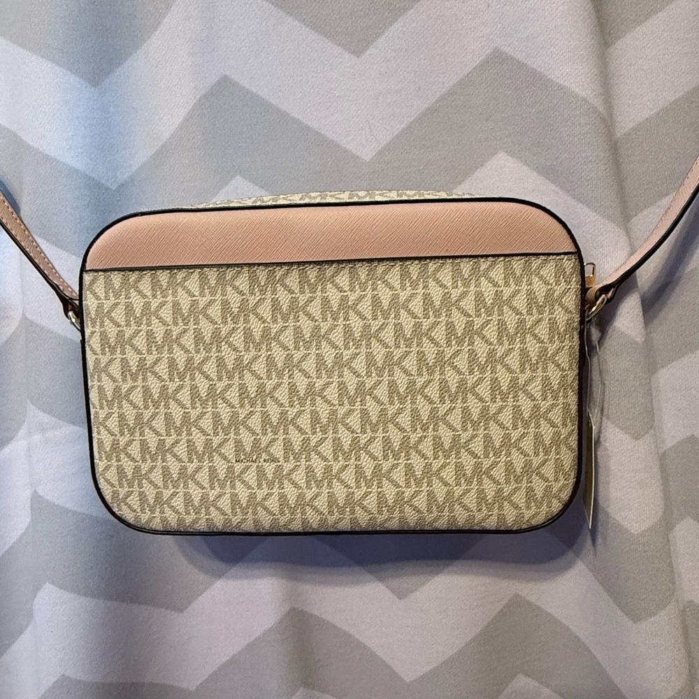 Michael Kors Jet Set Large Logo Crossbody Bag - Picture 2 of 6